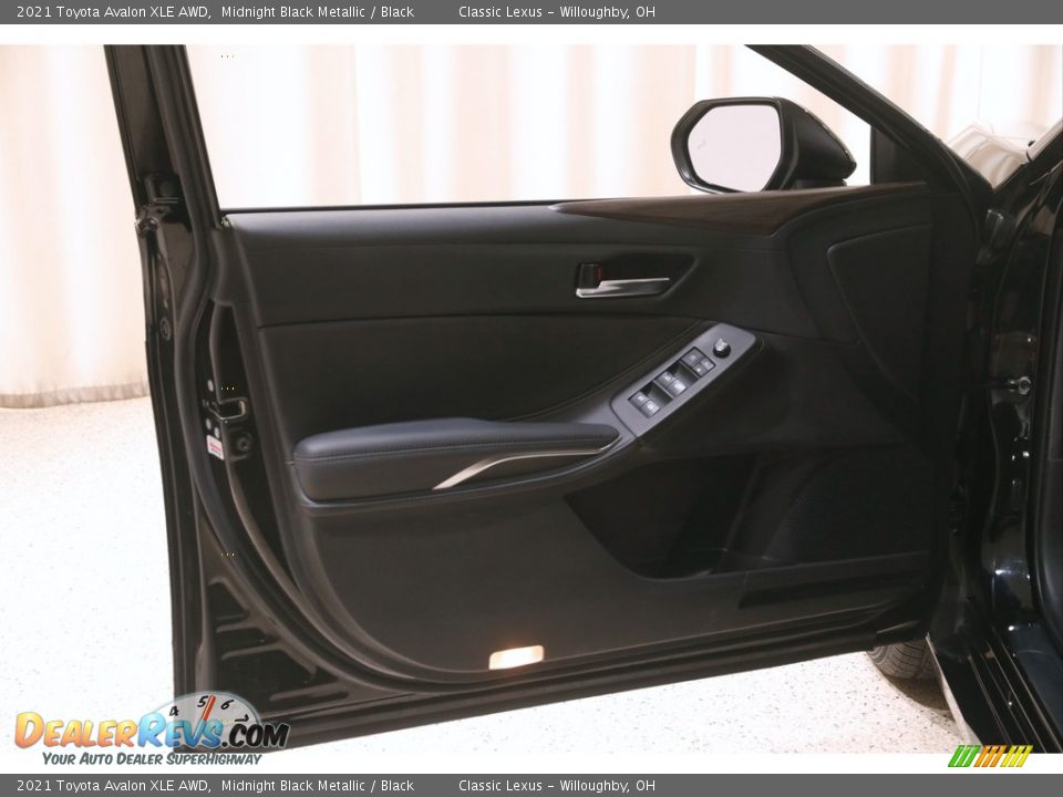2021 Toyota Avalon XLE AWD Midnight Black Metallic / Black Photo #4