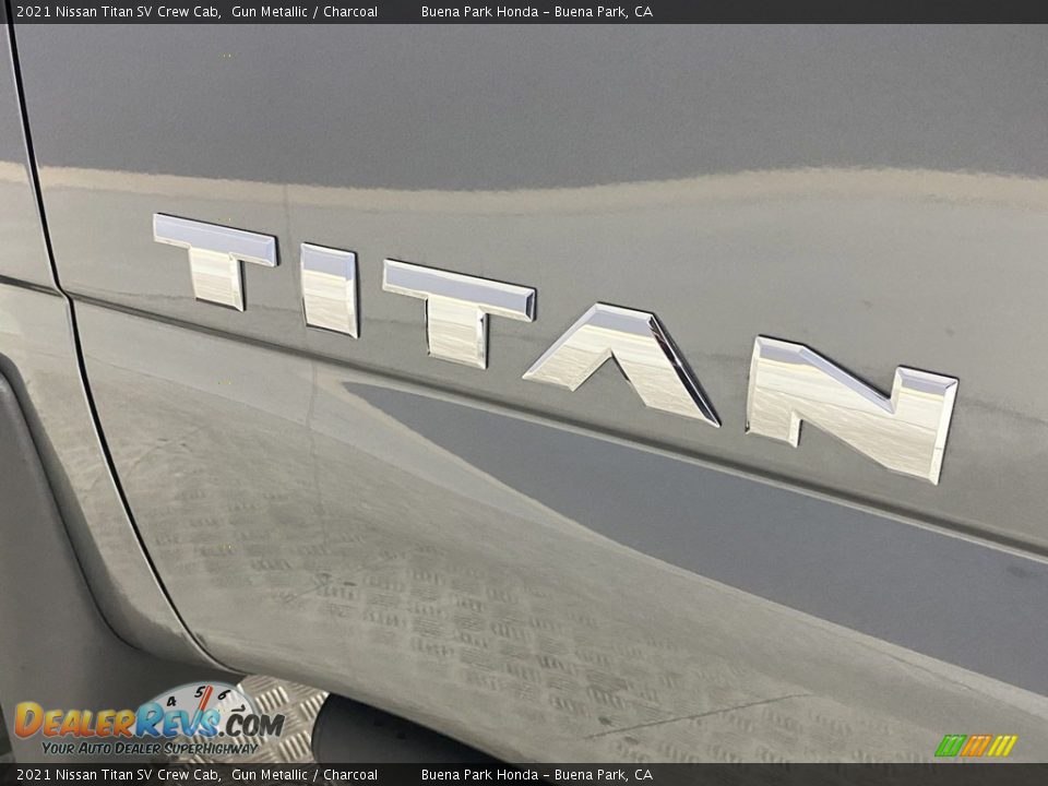 2021 Nissan Titan SV Crew Cab Logo Photo #9