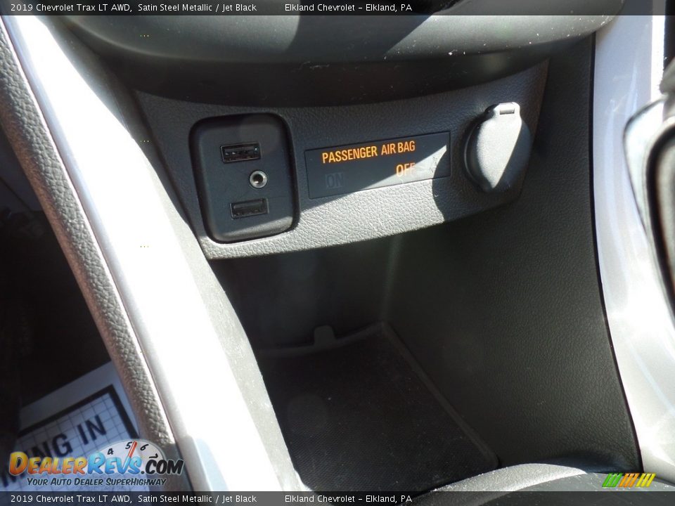 2019 Chevrolet Trax LT AWD Satin Steel Metallic / Jet Black Photo #31