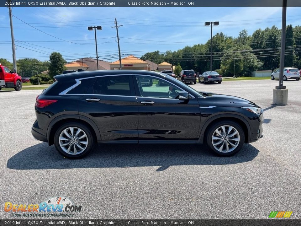 2019 Infiniti QX50 Essential AWD Black Obsidian / Graphite Photo #4