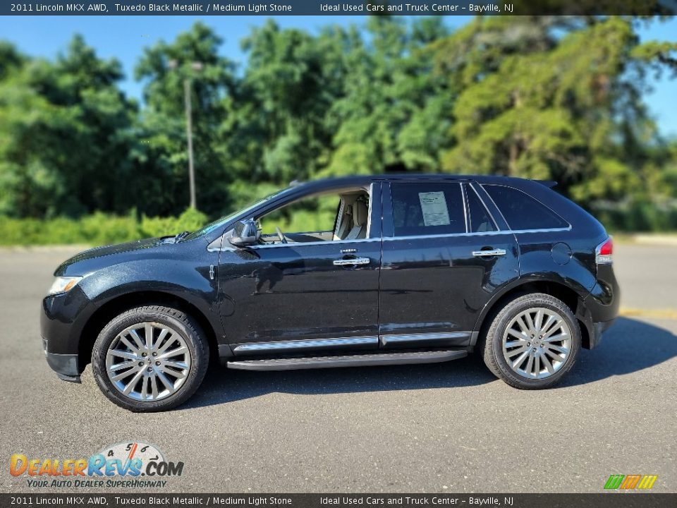 2011 Lincoln MKX AWD Tuxedo Black Metallic / Medium Light Stone Photo #4