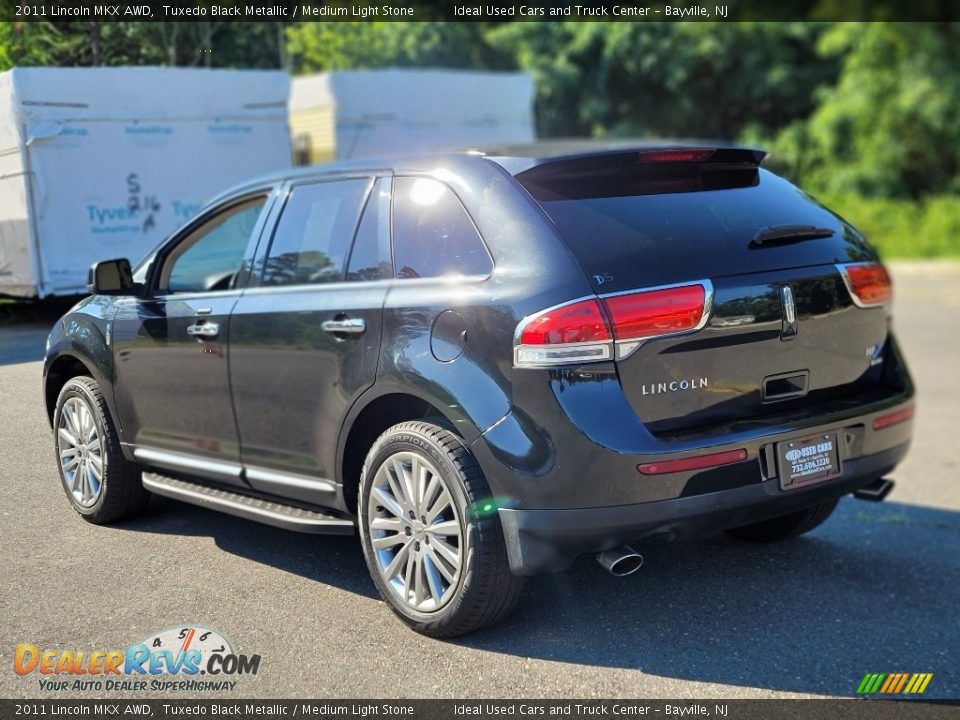 2011 Lincoln MKX AWD Tuxedo Black Metallic / Medium Light Stone Photo #5