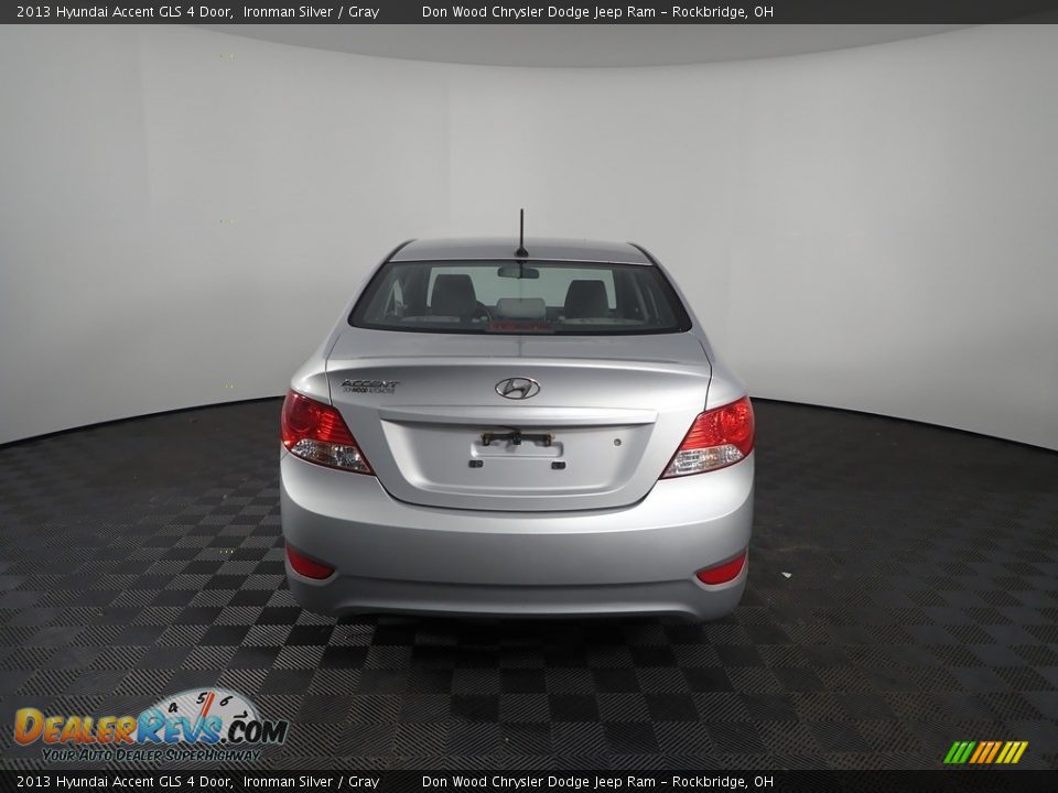 2013 Hyundai Accent GLS 4 Door Ironman Silver / Gray Photo #6