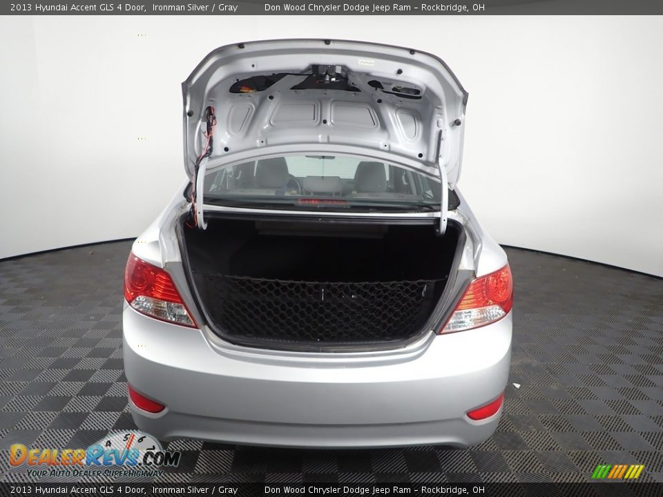 2013 Hyundai Accent GLS 4 Door Ironman Silver / Gray Photo #7