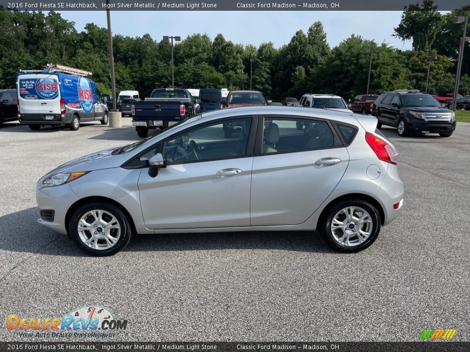 2016 Ford Fiesta SE Hatchback Ingot Silver Metallic / Medium Light Stone Photo #8