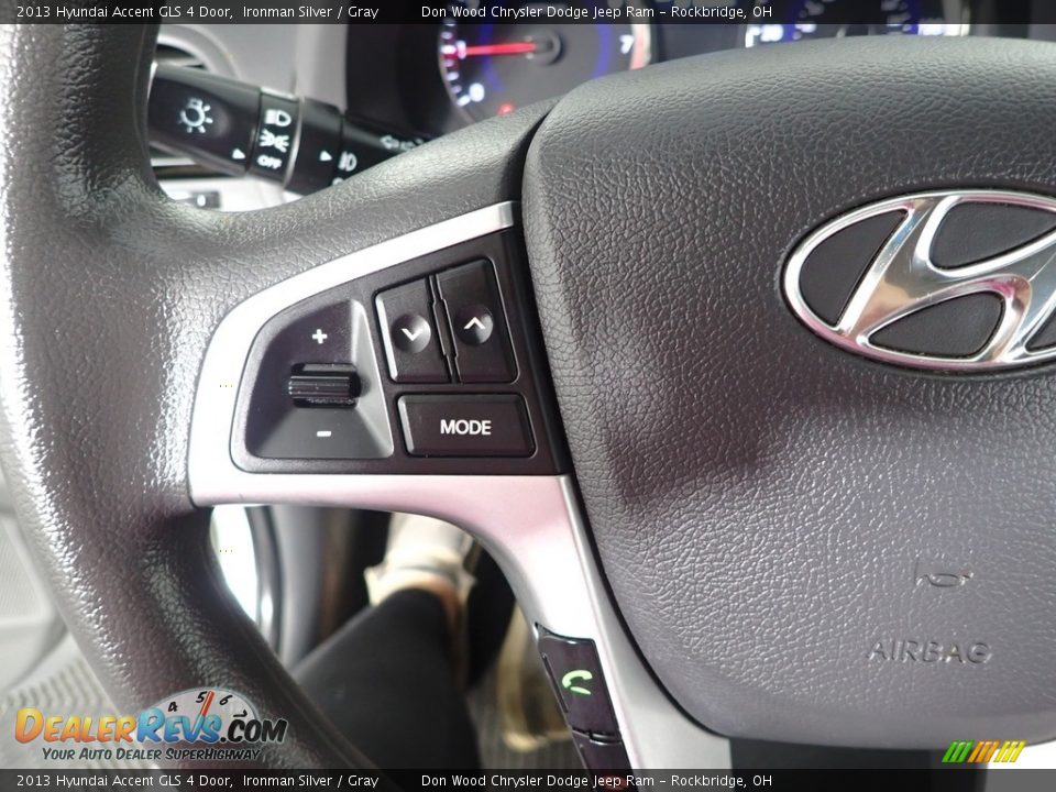 2013 Hyundai Accent GLS 4 Door Ironman Silver / Gray Photo #15