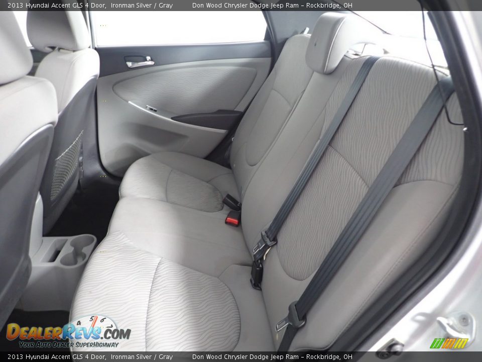 2013 Hyundai Accent GLS 4 Door Ironman Silver / Gray Photo #23