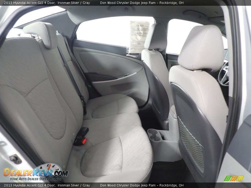 2013 Hyundai Accent GLS 4 Door Ironman Silver / Gray Photo #28