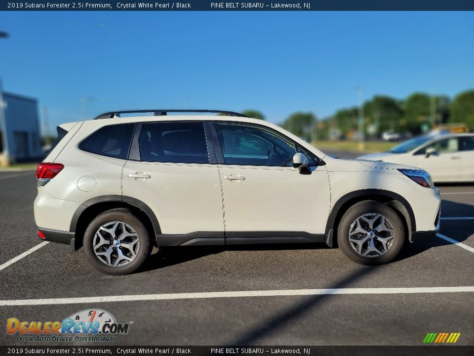 2019 Subaru Forester 2.5i Premium Crystal White Pearl / Black Photo #5