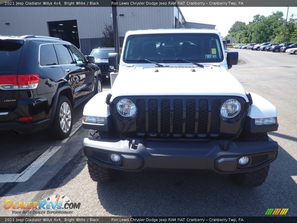 2021 Jeep Gladiator Willys 4x4 Bright White / Black Photo #2