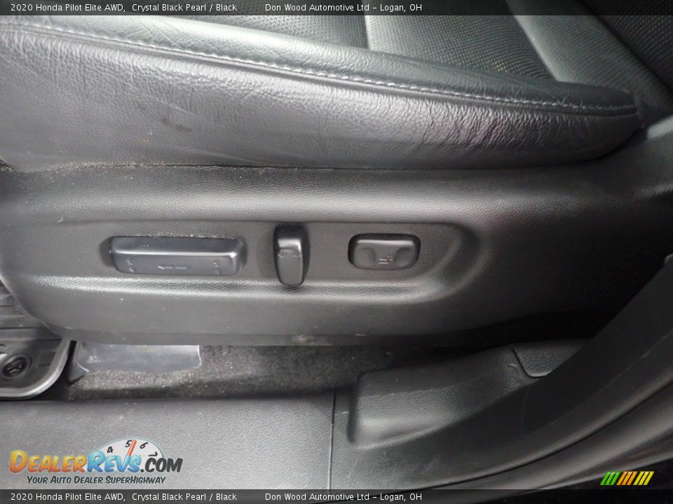 2020 Honda Pilot Elite AWD Crystal Black Pearl / Black Photo #18