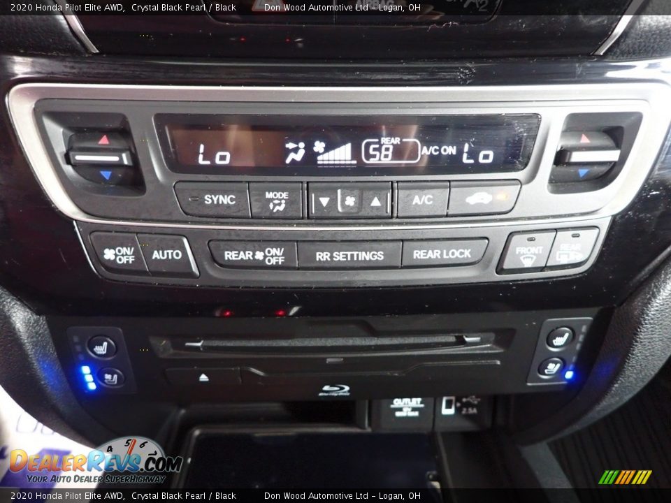 2020 Honda Pilot Elite AWD Crystal Black Pearl / Black Photo #24