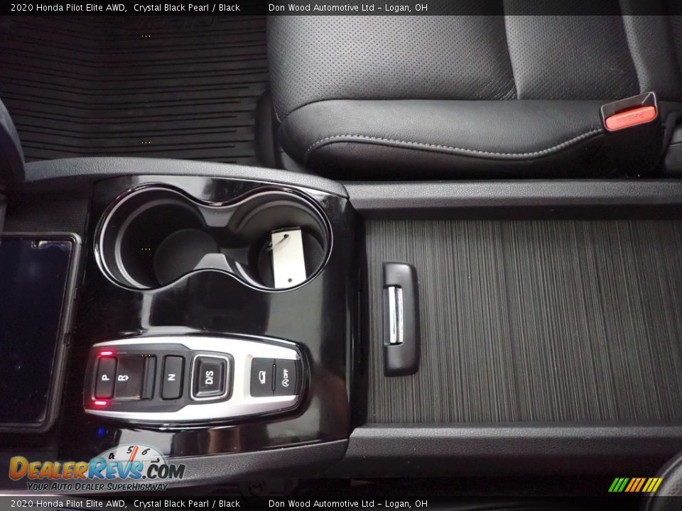 2020 Honda Pilot Elite AWD Crystal Black Pearl / Black Photo #25