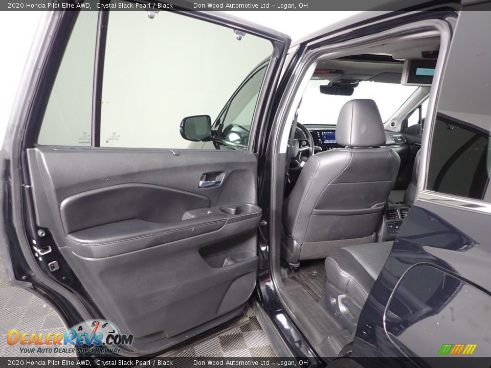 2020 Honda Pilot Elite AWD Crystal Black Pearl / Black Photo #28