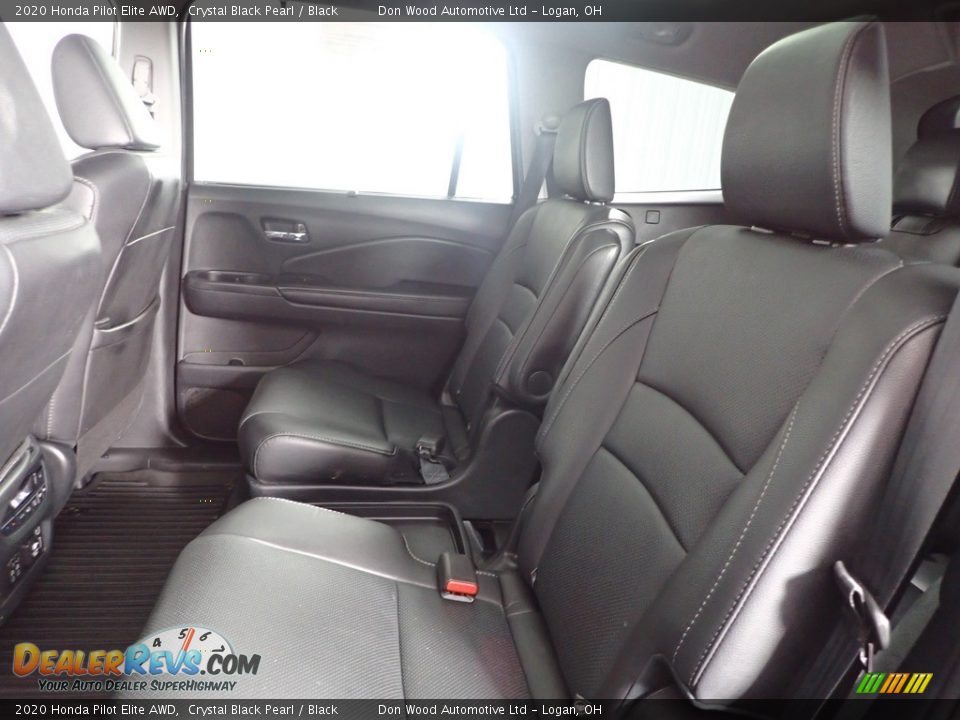 2020 Honda Pilot Elite AWD Crystal Black Pearl / Black Photo #29