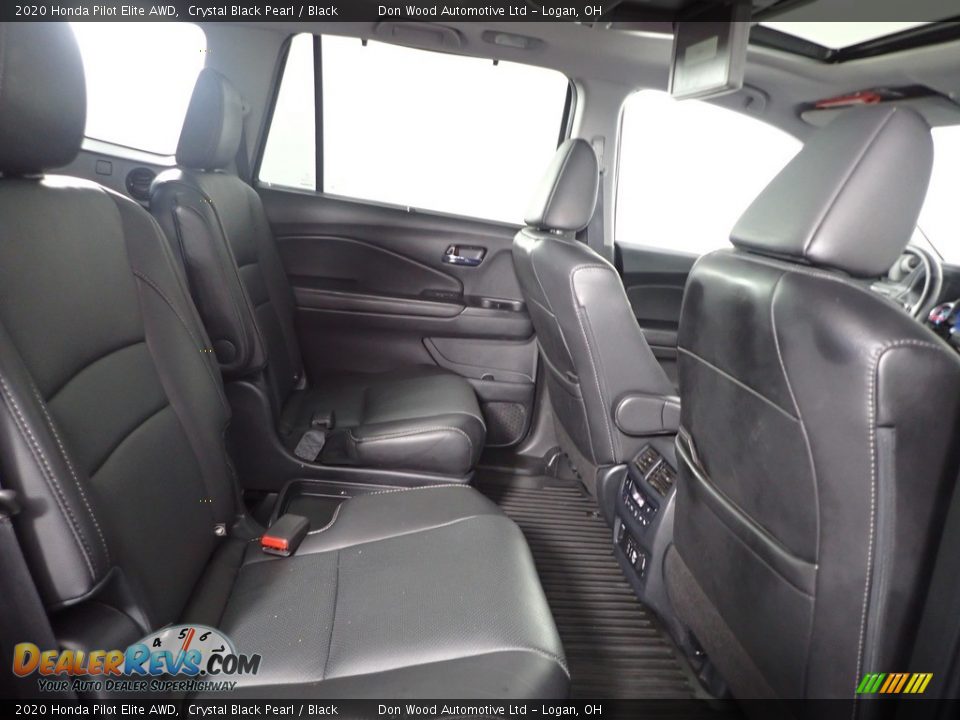 2020 Honda Pilot Elite AWD Crystal Black Pearl / Black Photo #36