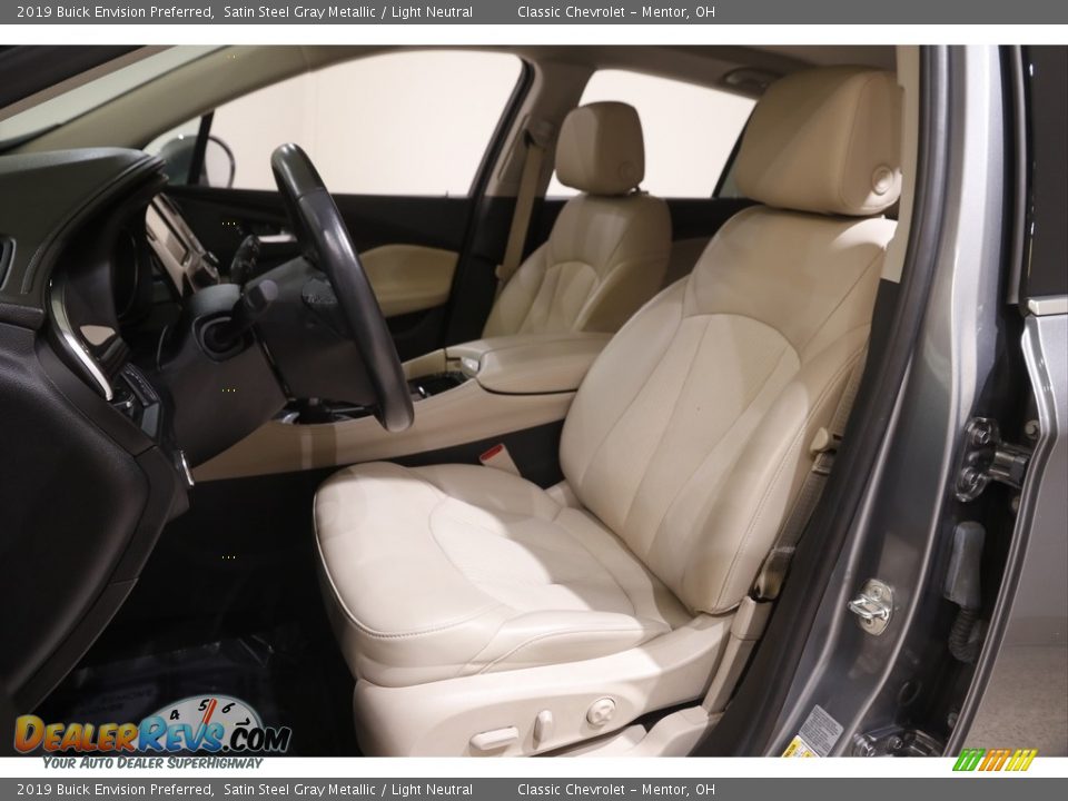 Front Seat of 2019 Buick Envision Preferred Photo #5