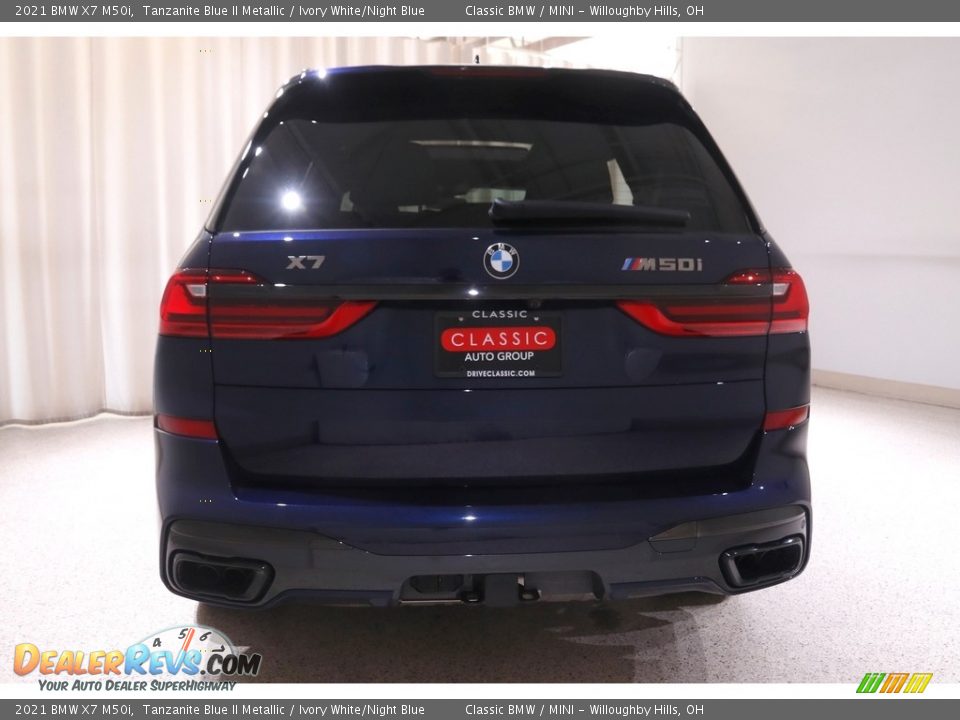 2021 BMW X7 M50i Tanzanite Blue II Metallic / Ivory White/Night Blue Photo #28