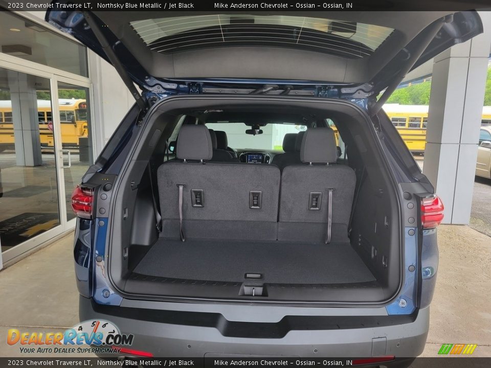 2023 Chevrolet Traverse LT Trunk Photo #6