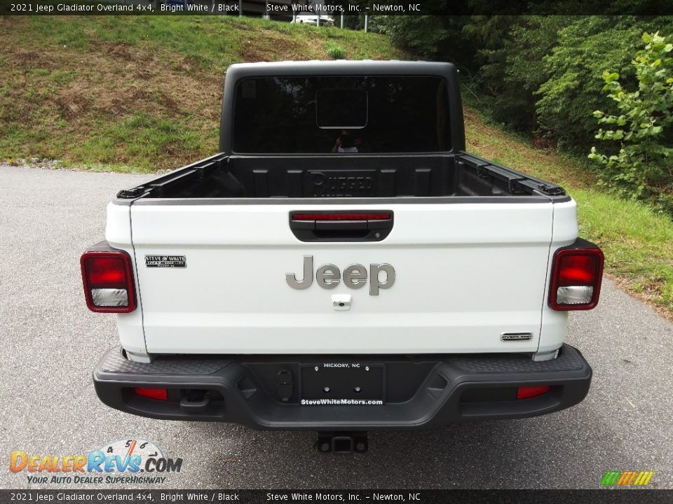 2021 Jeep Gladiator Overland 4x4 Bright White / Black Photo #7