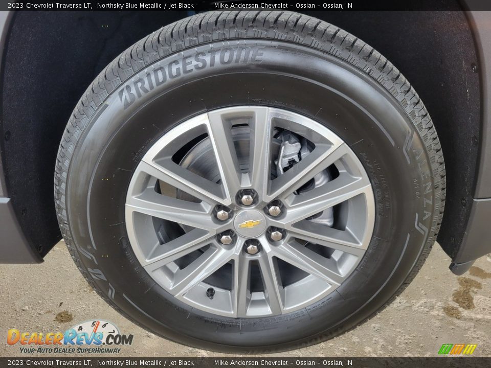 2023 Chevrolet Traverse LT Wheel Photo #13