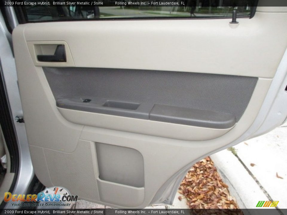 2009 Ford Escape Hybrid Brilliant Silver Metallic / Stone Photo #20