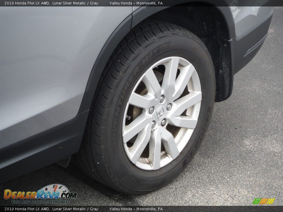 2019 Honda Pilot LX AWD Lunar Silver Metallic / Gray Photo #3