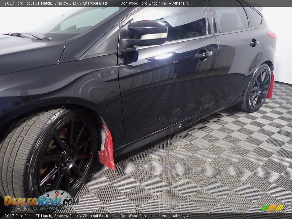 2017 Ford Focus ST Hatch Shadow Black / Charcoal Black Photo #10