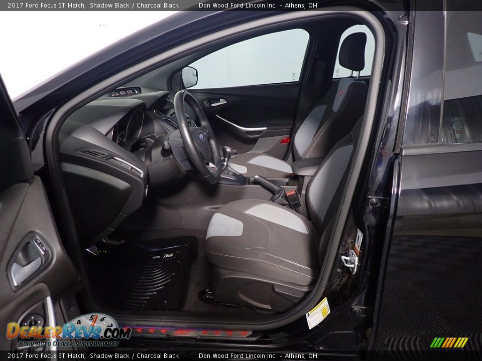 2017 Ford Focus ST Hatch Shadow Black / Charcoal Black Photo #22