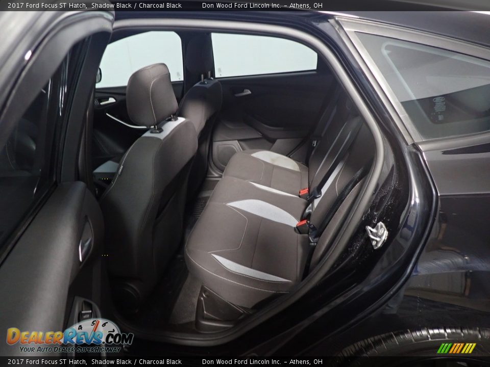 2017 Ford Focus ST Hatch Shadow Black / Charcoal Black Photo #35