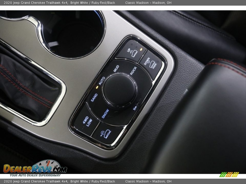 2020 Jeep Grand Cherokee Trailhawk 4x4 Bright White / Ruby Red/Black Photo #16