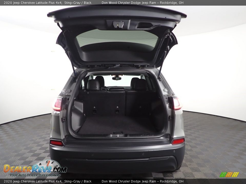2020 Jeep Cherokee Latitude Plus 4x4 Sting-Gray / Black Photo #10