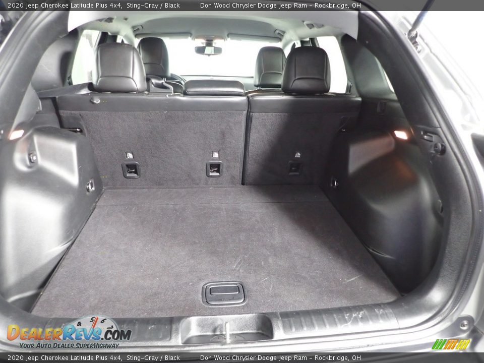 2020 Jeep Cherokee Latitude Plus 4x4 Sting-Gray / Black Photo #11