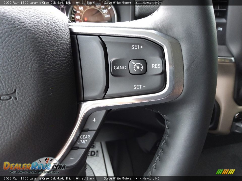 2022 Ram 1500 Laramie Crew Cab 4x4 Bright White / Black Photo #20