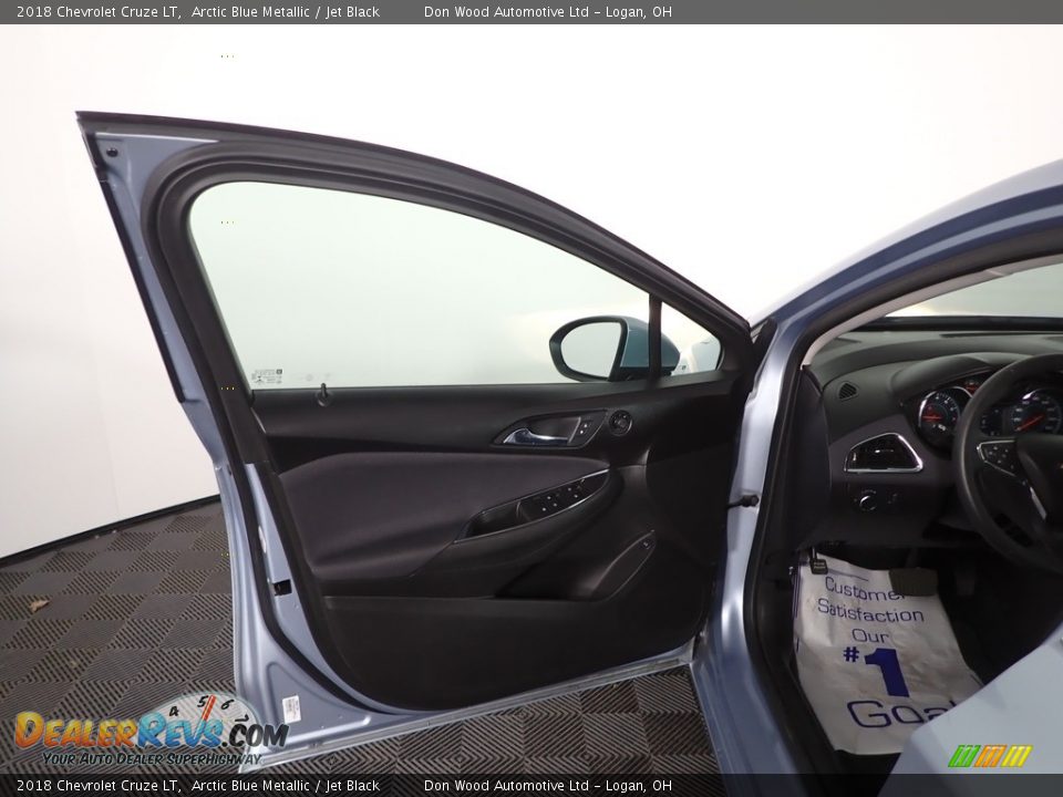 2018 Chevrolet Cruze LT Arctic Blue Metallic / Jet Black Photo #12