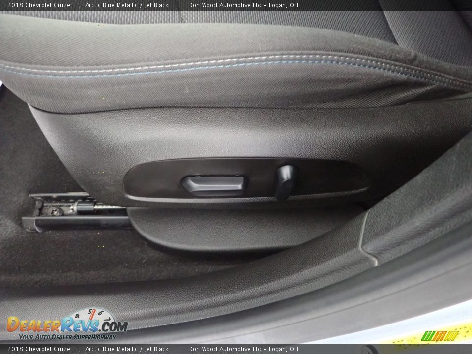 2018 Chevrolet Cruze LT Arctic Blue Metallic / Jet Black Photo #14