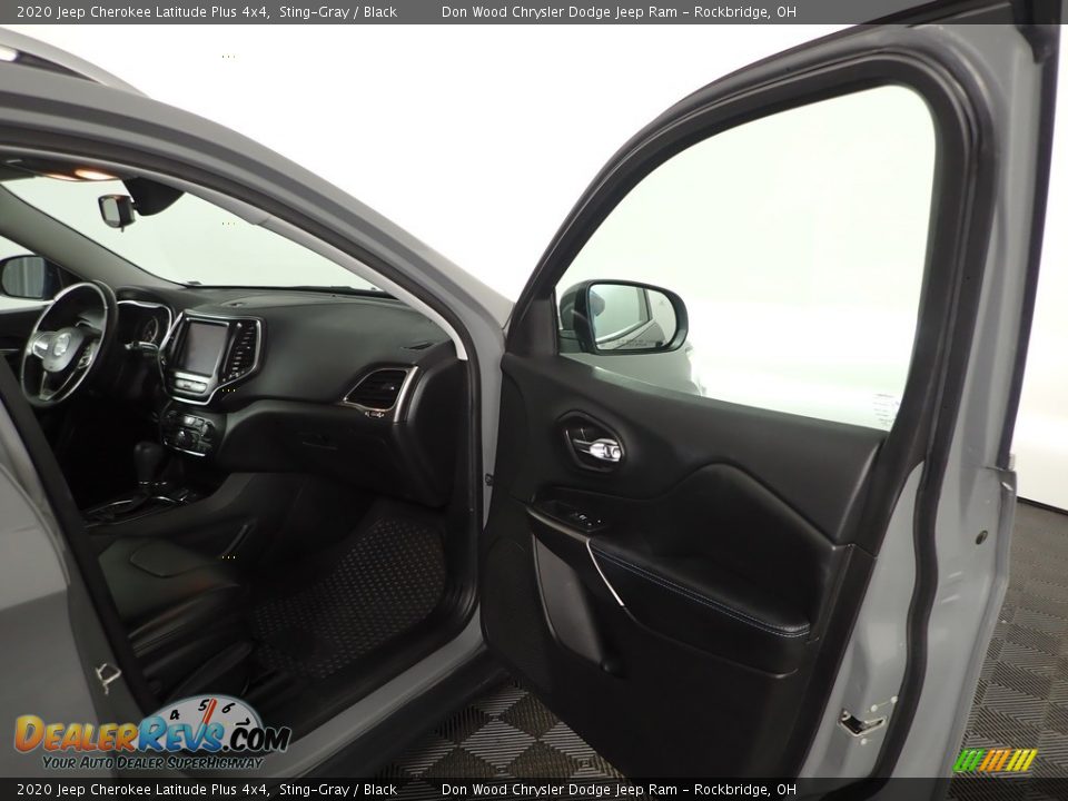 2020 Jeep Cherokee Latitude Plus 4x4 Sting-Gray / Black Photo #27