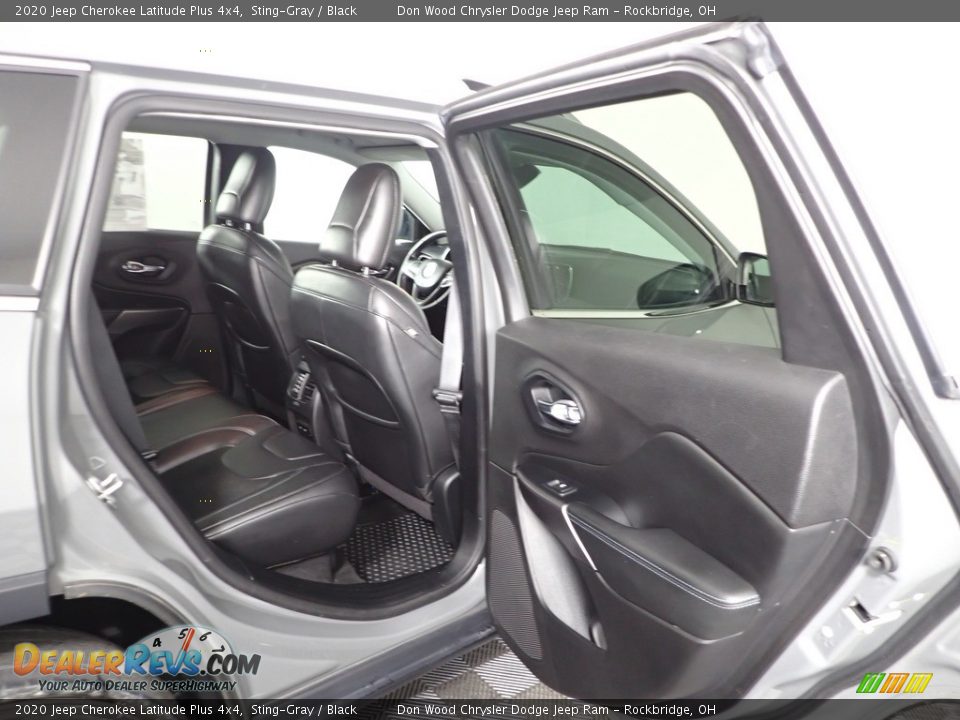 2020 Jeep Cherokee Latitude Plus 4x4 Sting-Gray / Black Photo #29