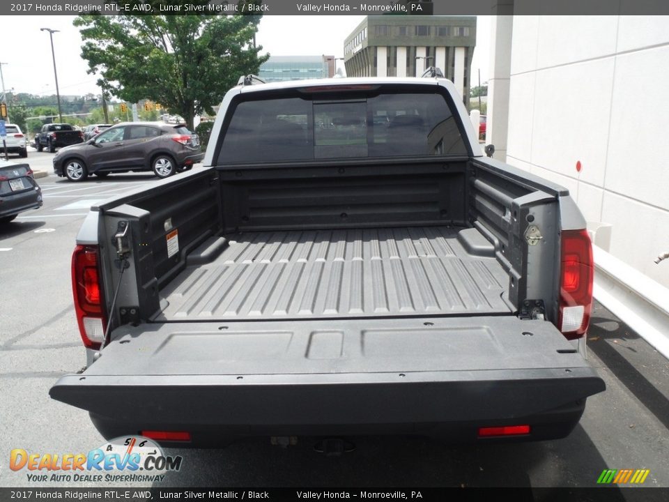 2017 Honda Ridgeline RTL-E AWD Lunar Silver Metallic / Black Photo #12