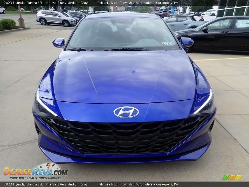 2023 Hyundai Elantra SEL Intense Blue / Medium Gray Photo #8