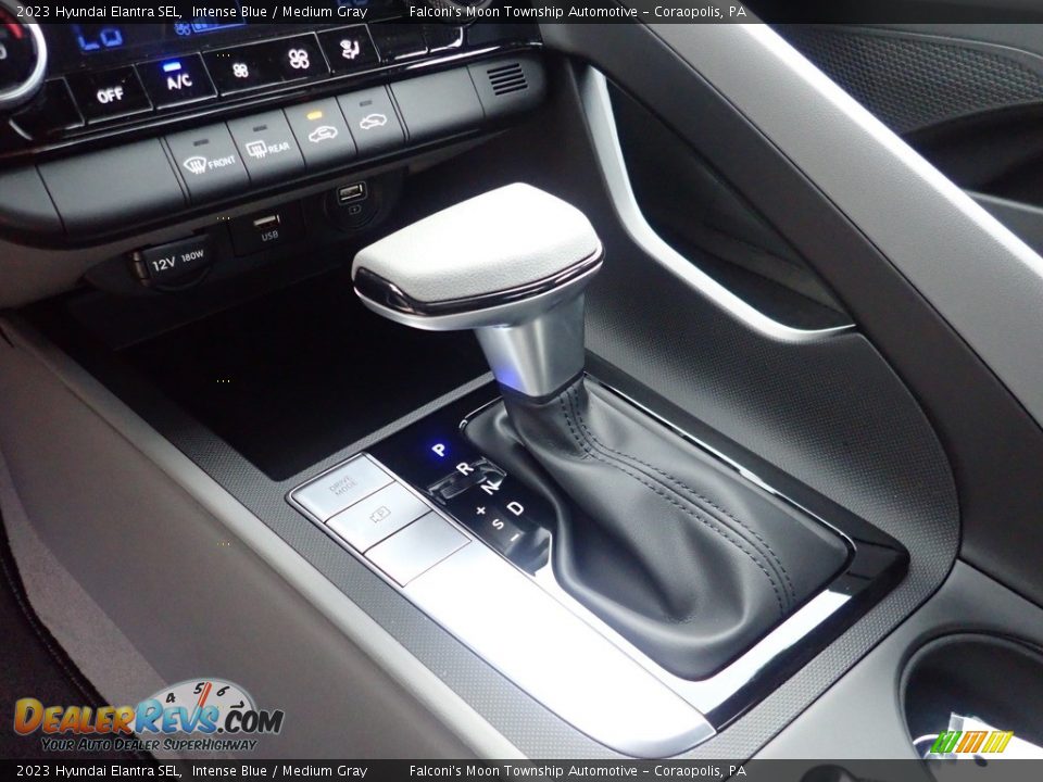 2023 Hyundai Elantra SEL Shifter Photo #15