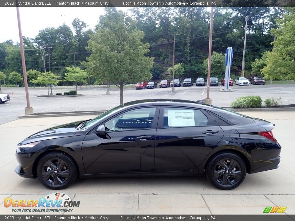 Phantom Black 2023 Hyundai Elantra SEL Photo #6