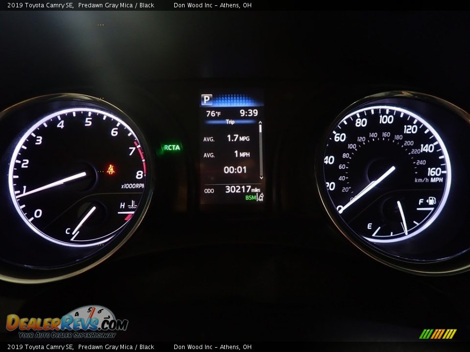 2019 Toyota Camry SE Predawn Gray Mica / Black Photo #28