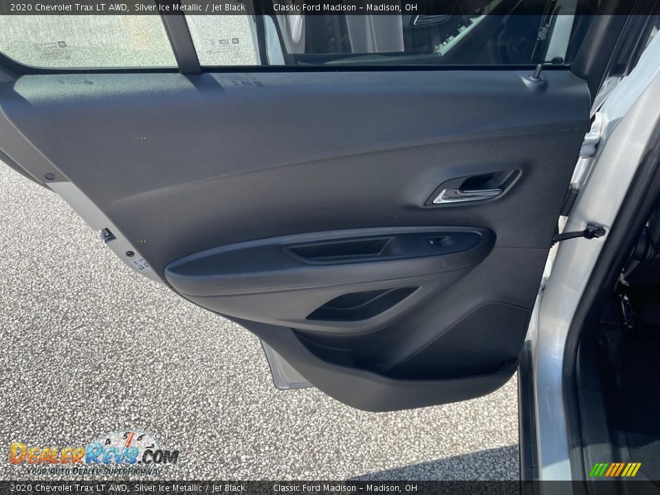 2020 Chevrolet Trax LT AWD Silver Ice Metallic / Jet Black Photo #14