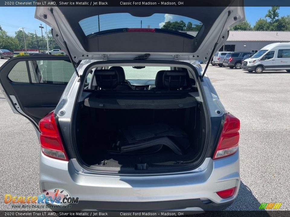 2020 Chevrolet Trax LT AWD Silver Ice Metallic / Jet Black Photo #15
