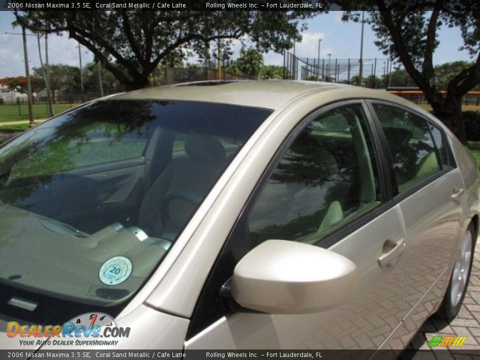 2006 Nissan Maxima 3.5 SE Coral Sand Metallic / Cafe Latte Photo #28