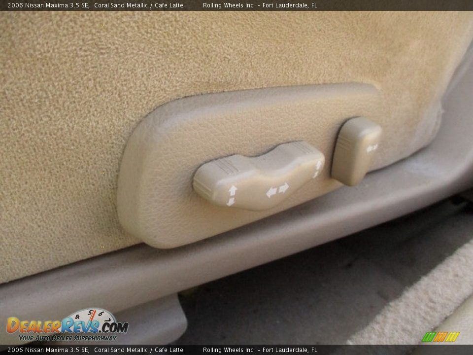 2006 Nissan Maxima 3.5 SE Coral Sand Metallic / Cafe Latte Photo #31
