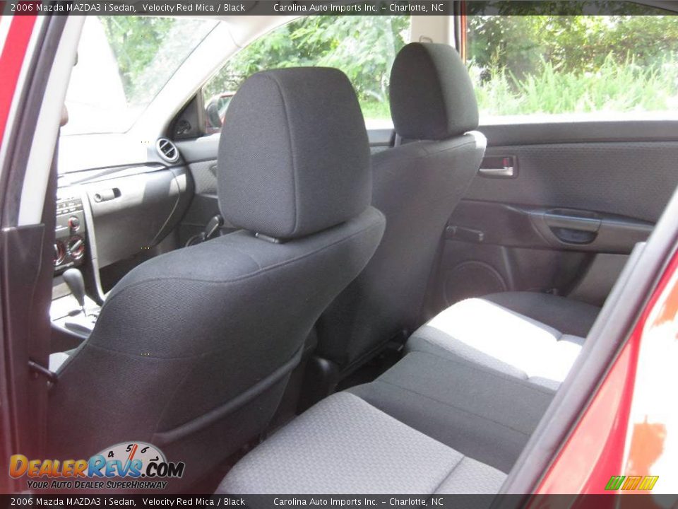 2006 Mazda MAZDA3 i Sedan Velocity Red Mica / Black Photo #17