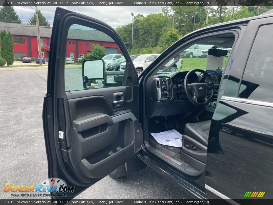 2016 Chevrolet Silverado 2500HD LTZ Crew Cab 4x4 Black / Jet Black Photo #9