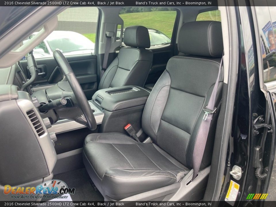 Front Seat of 2016 Chevrolet Silverado 2500HD LTZ Crew Cab 4x4 Photo #11